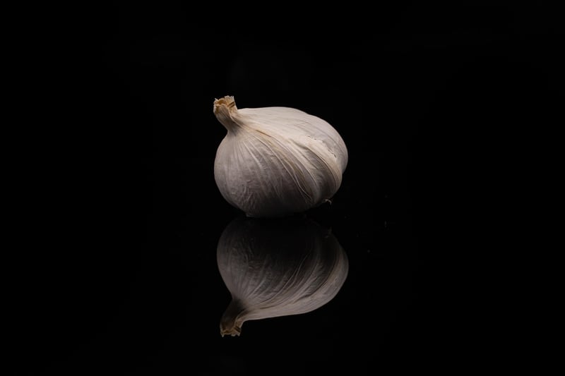 Peeling Garlic
